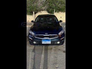 used-kia-grand-cerato-2019-for-sale-6-october